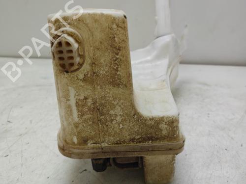 windscreen-washer-tank-renault-clio-iv-bh_-2012-2013-2014-2015-2016-2017-2018-2019-2020-2021-36913503 main image