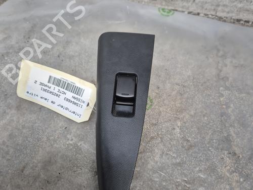 Used Right rear window switch NISSAN NOTE (E11, NE11) 1.4 (88 hp) 30766825