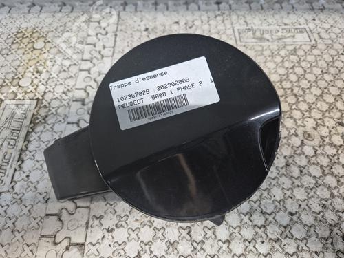 Used Fuel flap PEUGEOT 5008 (0U_, 0E_) 1.6 HDi (114 hp) 26724424