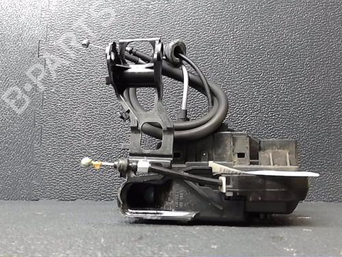 Used Front right lock HYUNDAI SANTA FÉ II (CM) 2.2 CRDi 4x4 (155 hp) 23029252