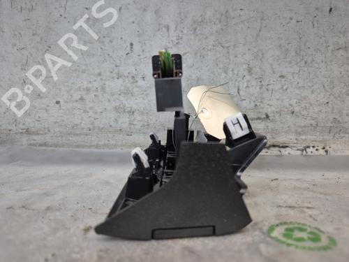 Headlight switch PEUGEOT 3008 II SUV (MC_, MR_, MJ_, M4_) 1.5 BlueHDi 130 | BP29516520I24 