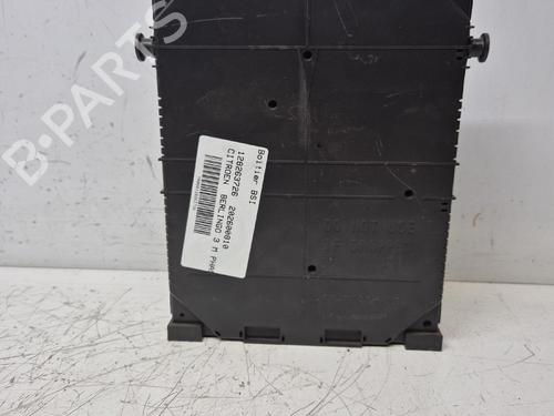 Used Fuse box Fuse box 36913460 36913460