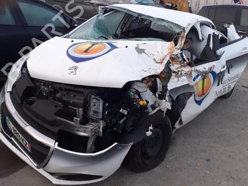 Alternateur Pour Peugeot 208 1.6 HDI 100cv - Modèle 2016, Référence 489290610 / 9810525380, Occasion En état De Marche