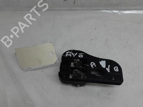 Used Front left interior door handle KIA CARENS III MPV (UN) 2.0 CRDi 140 (140 hp) 15690861