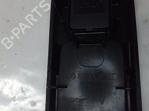 Used Right rear window switch PEUGEOT 3008 I MPV (0U_) 1.6 HDi (112 hp) 17524871
