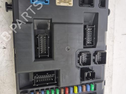 fuse-box-citroen-c3-ii-sc_-2009-31140647 main image