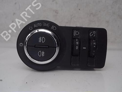 Used Headlight switch OPEL INSIGNIA A (G09) 2.0 CDTI (68) (160 hp) 14564520