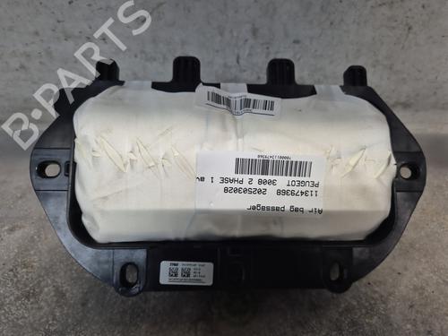 Used Passenger airbag PEUGEOT 3008 II SUV (MC_, MR_, MJ_, M4_) 1.5 BlueHDi 130 (131 hp) 29516526