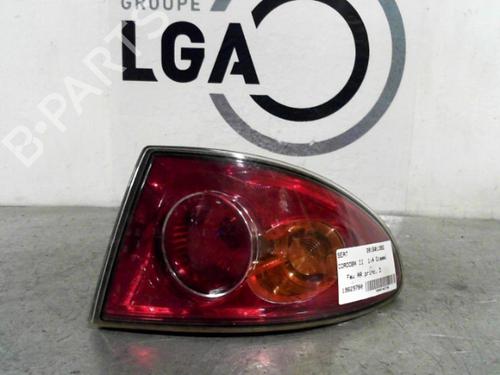 Used Right taillight SEAT CORDOBA (6L2) 1.4 TDI (70 hp) 31054825