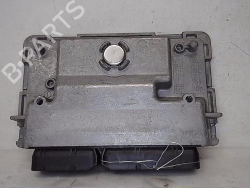 Used Engine control unit (ECU) VW POLO V (6R1, 6C1) 1.2 (70 hp) 13847457