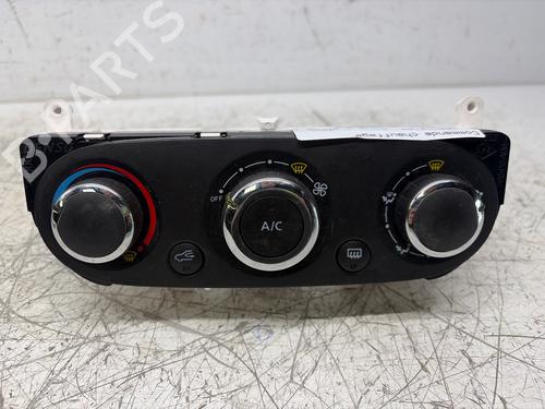 climate-control-renault-captur-i-j5_-h5_-2013-38548399 main image