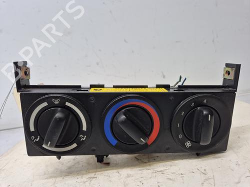 Used Climate control BMW Z3 Roadster (E36) 1.8 i (116 hp) 33211253