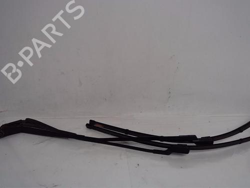 Used Front windshield wiper arm PEUGEOT 3008 I MPV (0U_) 1.6 HDi (112 hp) 14561798