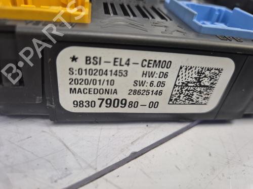 Fuse box PEUGEOT 208 II (UB_, UP_, UW_, UJ_) 1.2 PureTech 100 | BP31366602E1