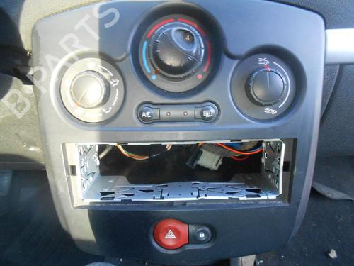 Fuel flap RENAULT CLIO III (BR0/1, CR0/1) 1.5 dCi (C/BR0G, C/BR1G) | BP13868965C131 