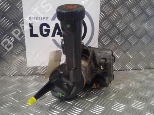 Used Steering pump PEUGEOT 308 I (4A_, 4C_) 1.6 HDi (109 hp) 13865269