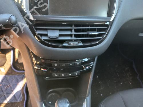 Steering column stalk PEUGEOT 208 I (CA_, CC_) 1.2 VTI 82 | BP26227571I23 