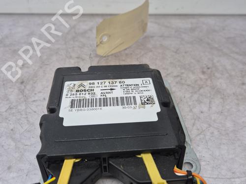 Used ECU airbags ECU airbags PEUGEOT 2008 I (CU_) 1.2 VTi (82 hp) 33210472 33210472