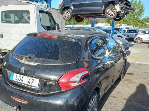 Left mirror PEUGEOT 208 I (CA_, CC_) 1.2 VTI 82 | BP28445319C26 