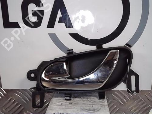 Used Front left interior door handle NISSAN QASHQAI II SUV (J11, J11_) 1.6 dCi (130 hp) 13858816