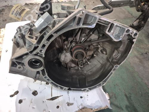 Used Gearbox RENAULT CAPTUR I (J5_, H5_) 1.2 TCe 120 (118 hp) 30092227