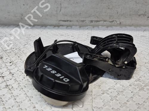 Fuel flap KIA CARENS III MPV (UN) 2.0 CRDi 140 | BP25779033C131 