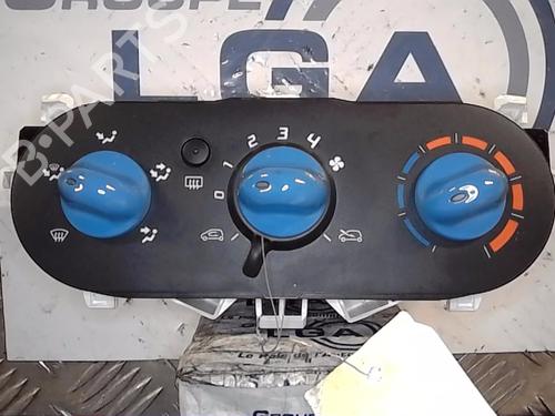 Commande Chauffage RENAULT TWINGO II (CN0_) 1.5 dCi 75 (75 hp) 13861383