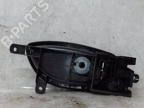 Used Front left interior door handle RENAULT KOLEOS I (HY_) 2.0 dCi 4x4 (HY0K) (150 hp) 13822934
