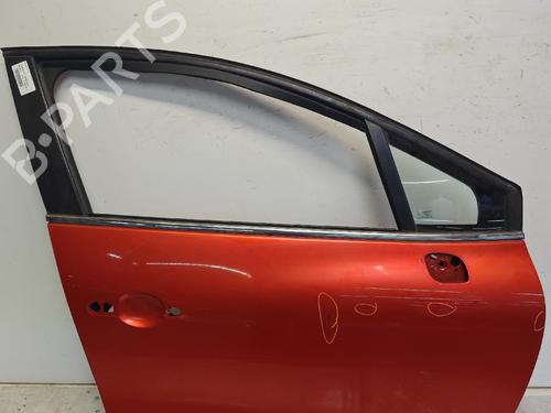 Used Right front door Right front door 37150053 37150053