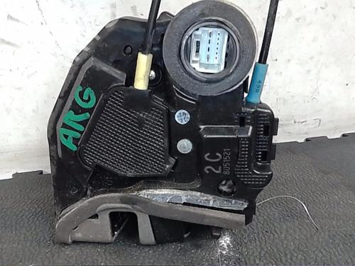 Used Rear left lock TOYOTA RAV 4 III (_A3_) 2.2 D 4WD (ALA30_, ALA30R) (136 hp) 24157859