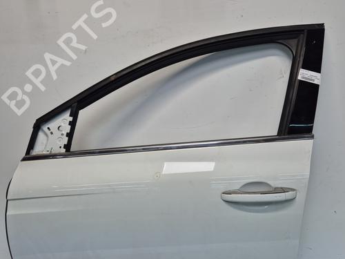 left-front-door-renault-megane-iv-hatchback-b9amn_-2015-33727204 main image