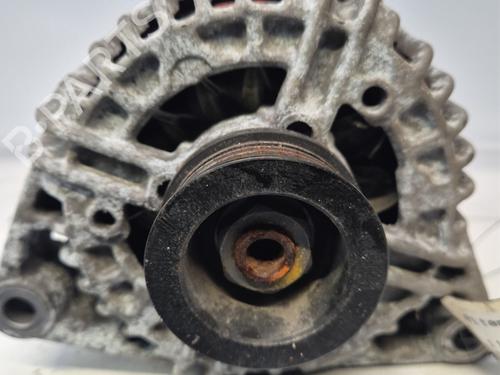 Used Alternator OPEL CORSA D (S07) 1.0 (L08, L68) (65 hp) 31119229