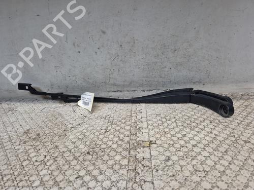 Used Front windshield wiper arm PEUGEOT 308 SW II (LC_, LJ_, LR_, LX_, L4_) 1.6 BlueHDi 120 (120 hp) 26570490
