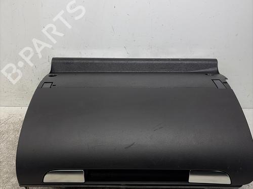 Used Glove box Glove box 39010952 39010952