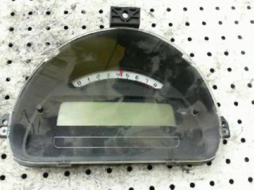 Used Instrument cluster CITROËN C2 (JM_) 1.1 (60 hp) 13872316
