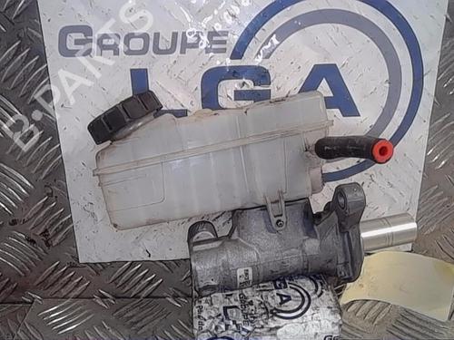 Used Brake master cylinder DACIA DUSTER (HS_) 1.5 dCi (109 hp) 14521674