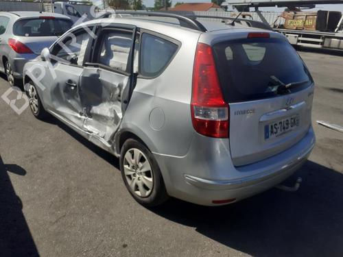 Engine control unit (ECU) HYUNDAI i30 Estate (FD) 1.6 CRDi | BP13842331M57 