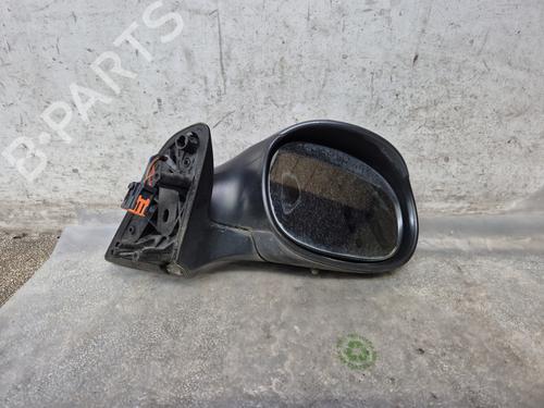 Retrovisor derecho Retrovisor derecho 30605889 30605889