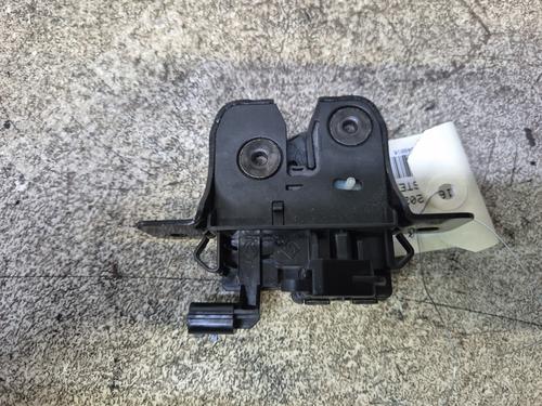 Tailgate lock DACIA DUSTER (HS_) 1.5 dCi (HSAJ) | BP29985280C101