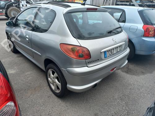 Left mirror PEUGEOT 206 Hatchback (2A/C) 2.0 HDI 90 | BP22018264C26 