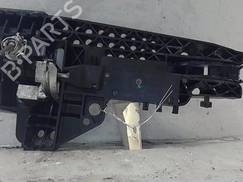 Used Front left exterior door handle AUDI A4 B8 (8K2) 2.0 TDI (120 hp) 18248185