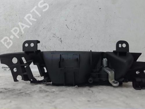 Used Front left interior door handle AUDI A3 Sportback (8PA) 1.6 TDI (105 hp) 17718573