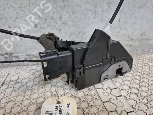 Front right lock PEUGEOT 308 CC (4B_) 2.0 HDi (4BRHRH, 4BRHRJ) 9800617680