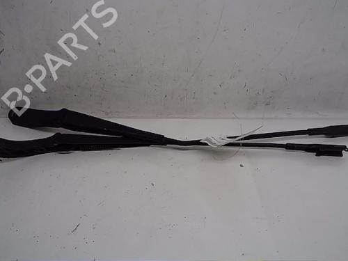 Used Front windshield wiper arm MERCEDES-BENZ A-CLASS (W169) A 160 CDI (169.006, 169.306) (82 hp) 14563856