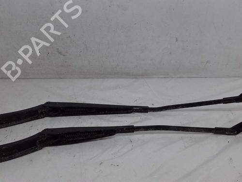 Used Front windshield wiper arm HYUNDAI i30 (FD) 1.4 (109 hp) 14571460