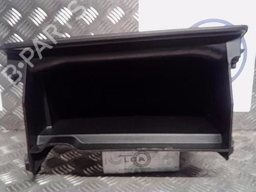 Used Glove box SUZUKI VITARA (LY) 1.4 T AllGrip (APK414) (140 hp) 30806987