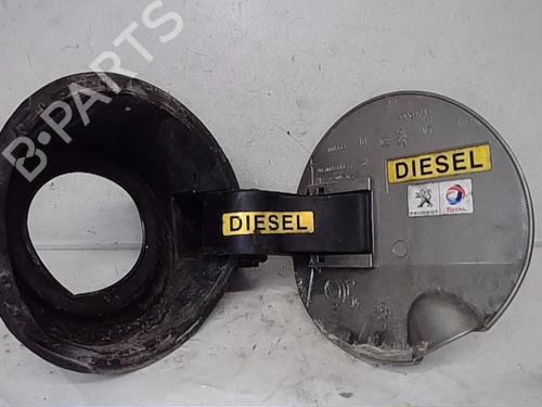 Fuel flap PEUGEOT 308 I (4A_, 4C_) 1.6 HDi | BP13844416C131