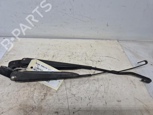 Used Front windshield wiper arm Front windshield wiper arm MERCEDES-BENZ 123 Coupe (C123) 230 CE (123.243) (136 hp) 33210378 33210378