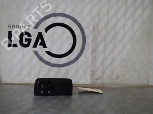 Used Headlight switch RENAULT MEGANE III Hatchback (BZ0/1_, B3_) 1.5 dCi (BZ0C) (90 hp) 14549451