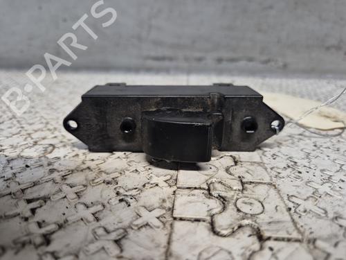 Used Right rear window switch MITSUBISHI L200 / TRITON (KA_T, KB_T) 2.5 DI-D 4WD (KB4T) (136 hp) 26669329